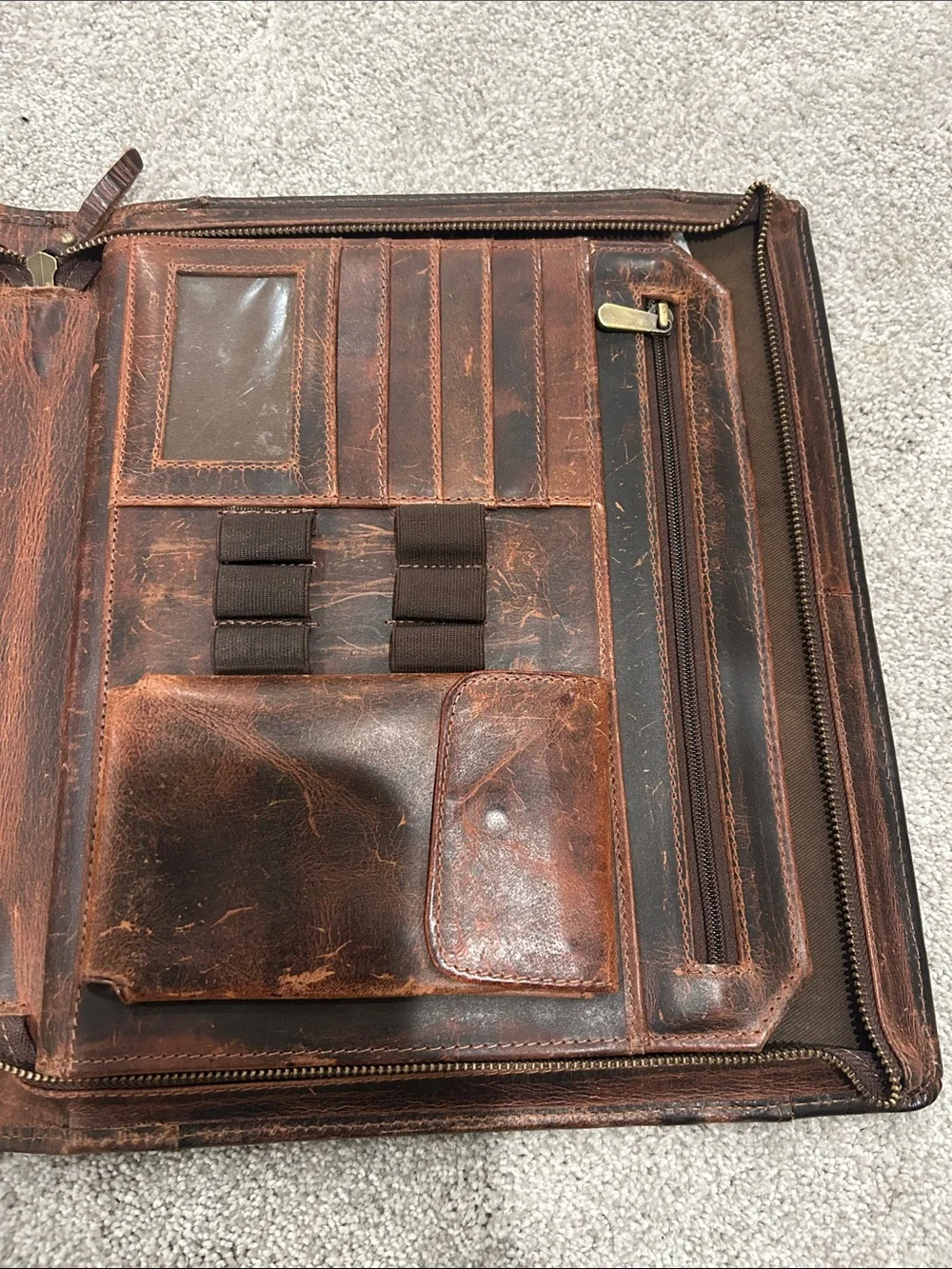 Rustic Town Distressed Brown Leather Zip Portfolio Padfolio Organizer